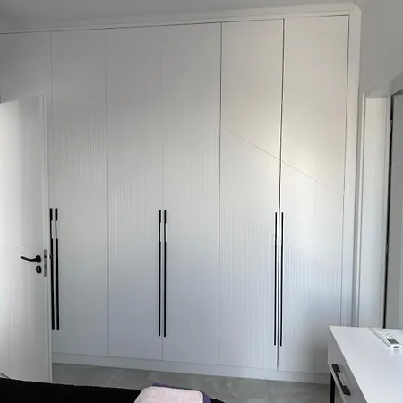 Sol Aparments Don Bosco شقة تيرانا