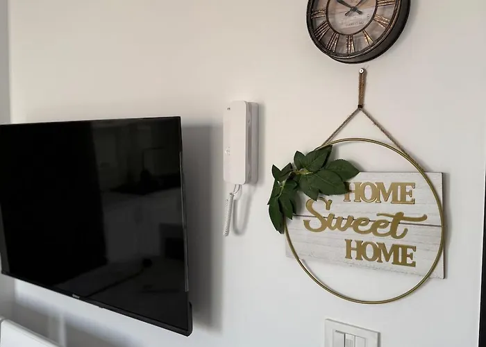 Sol Aparments Don Bosco 地拉那