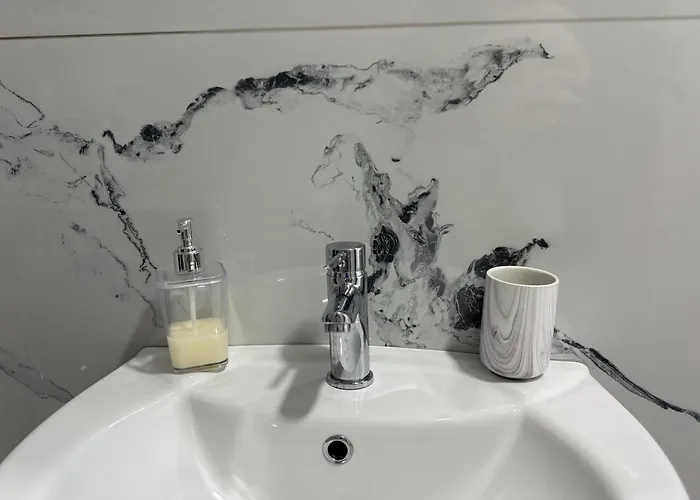 Sol Aparments Don Bosco 公寓 地拉那